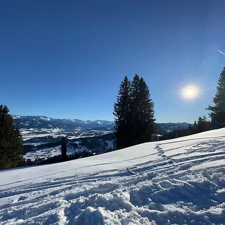 Allgaeu Bergluft 아파트