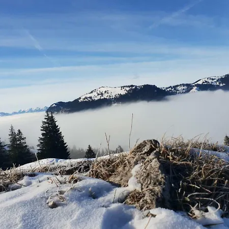 Allgaeu Bergluft 아파트